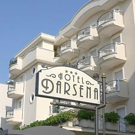 ホテル Darsena 3*